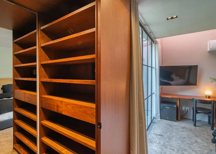 Livin Condesa Bed and breakfast 4*