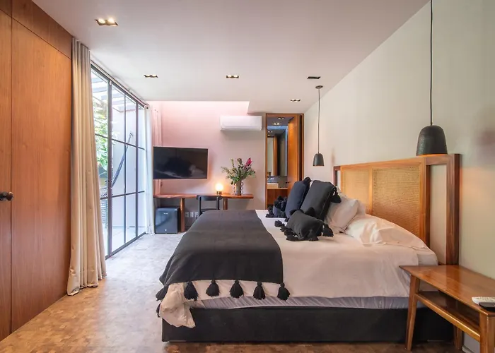 Bed and breakfast Livin Condesa 4*