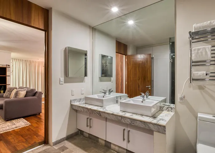Livin Condesa Bed and breakfast