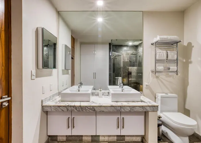 Bed and breakfast Livin Condesa 4*