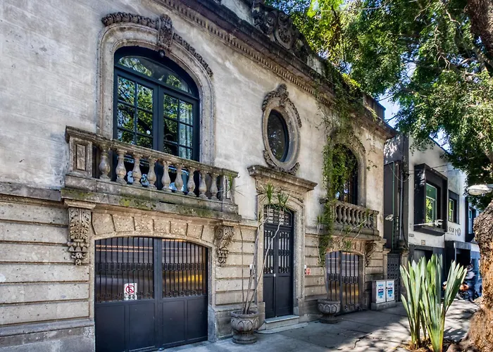 Livin Condesa Bed and breakfast 4*